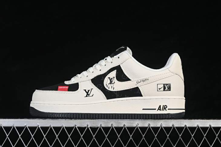 Picture of Air Force 1 _SKUfw22484782480515666fw